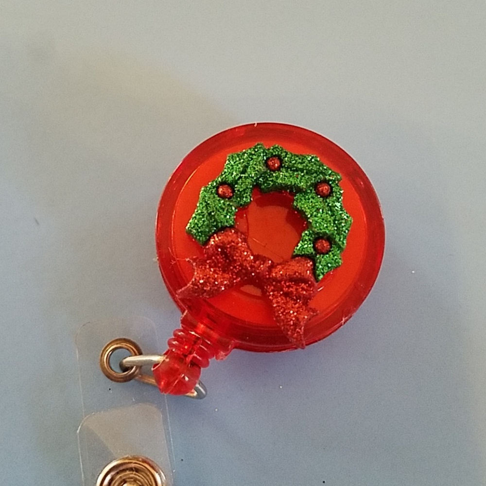 Reef Retractable Name Badge Holder